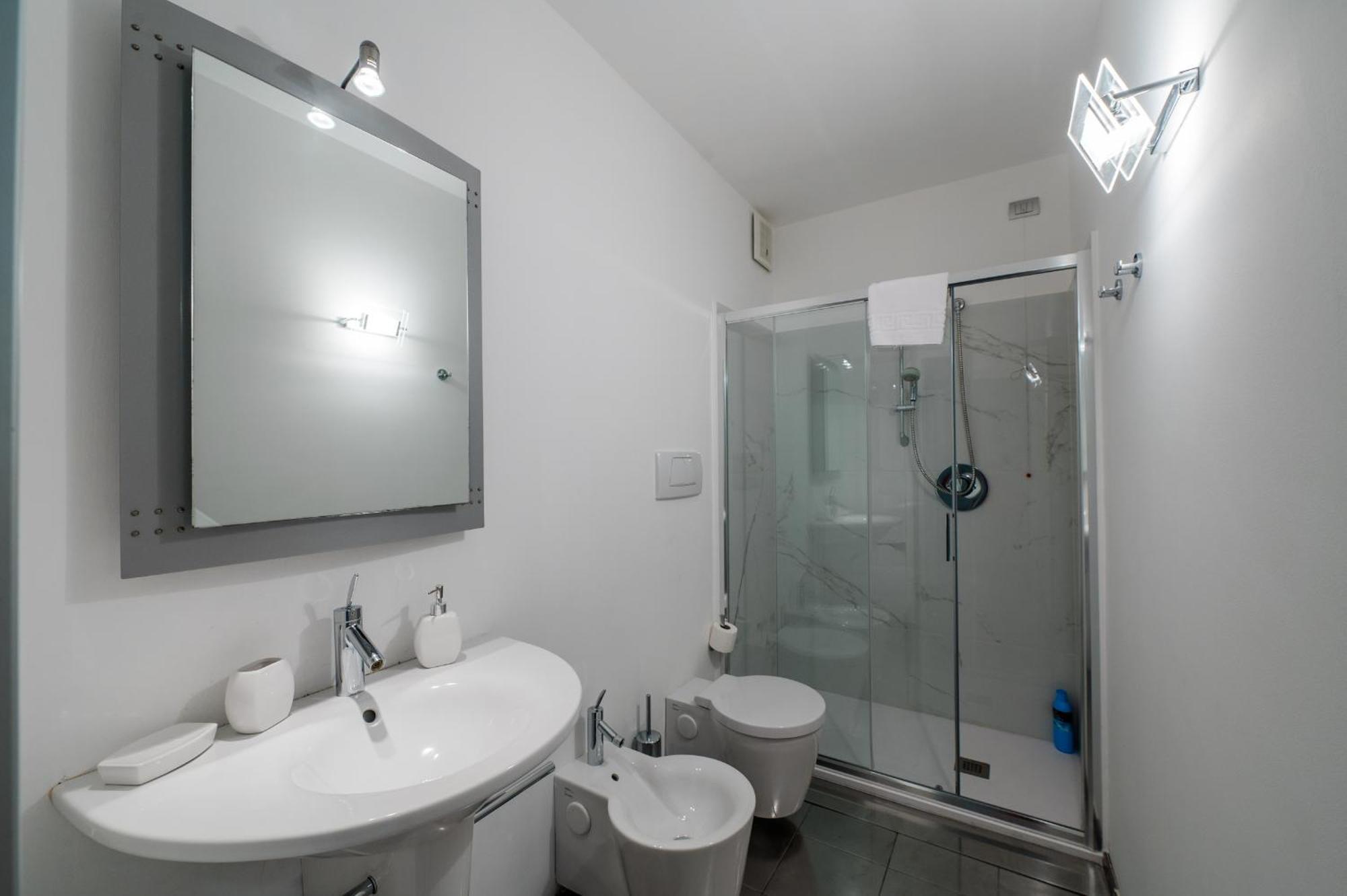 P&P Luxury Apartment แบร์กาโม ภายนอก รูปภาพ