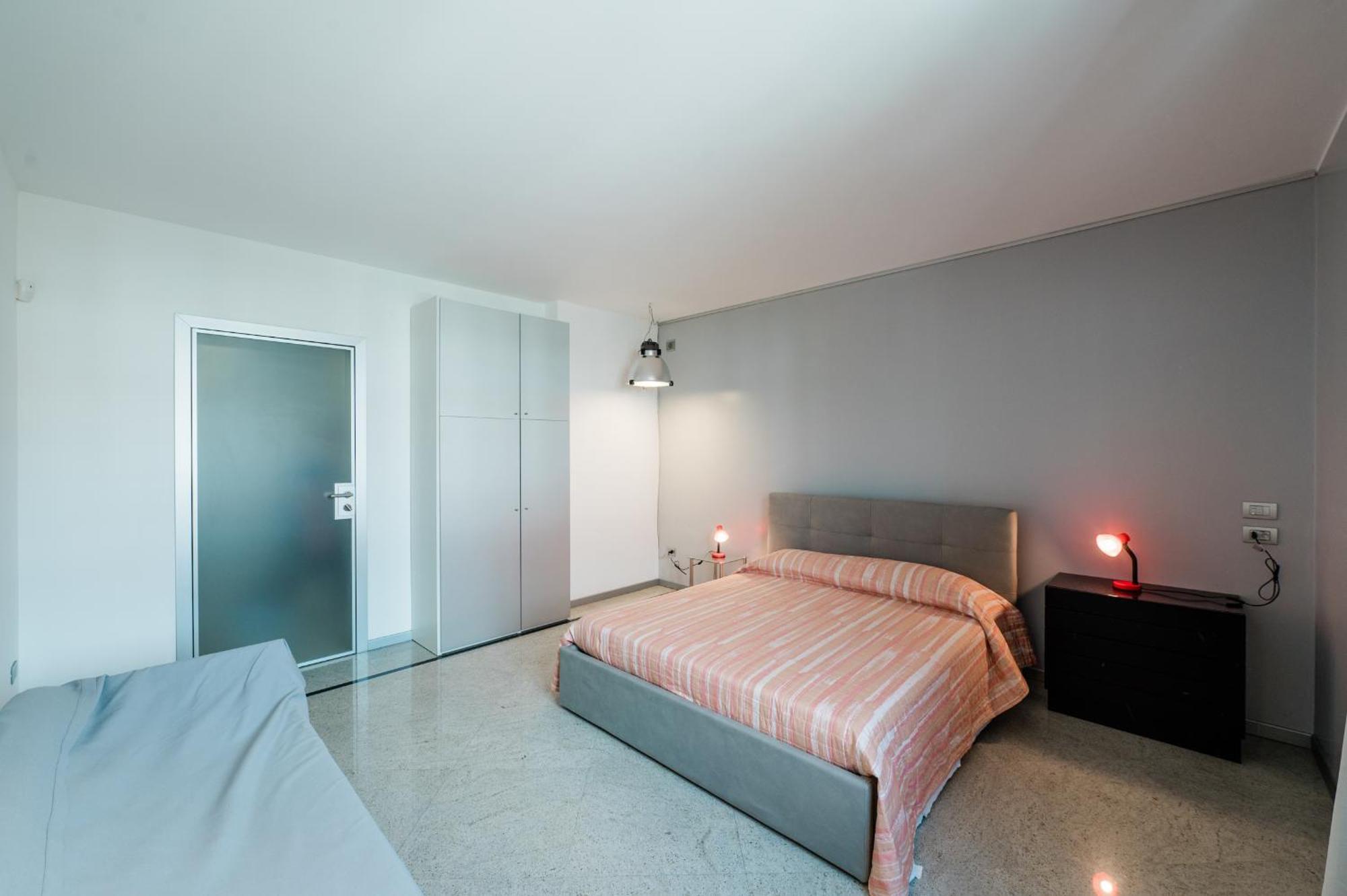 P&P Luxury Apartment แบร์กาโม ภายนอก รูปภาพ
