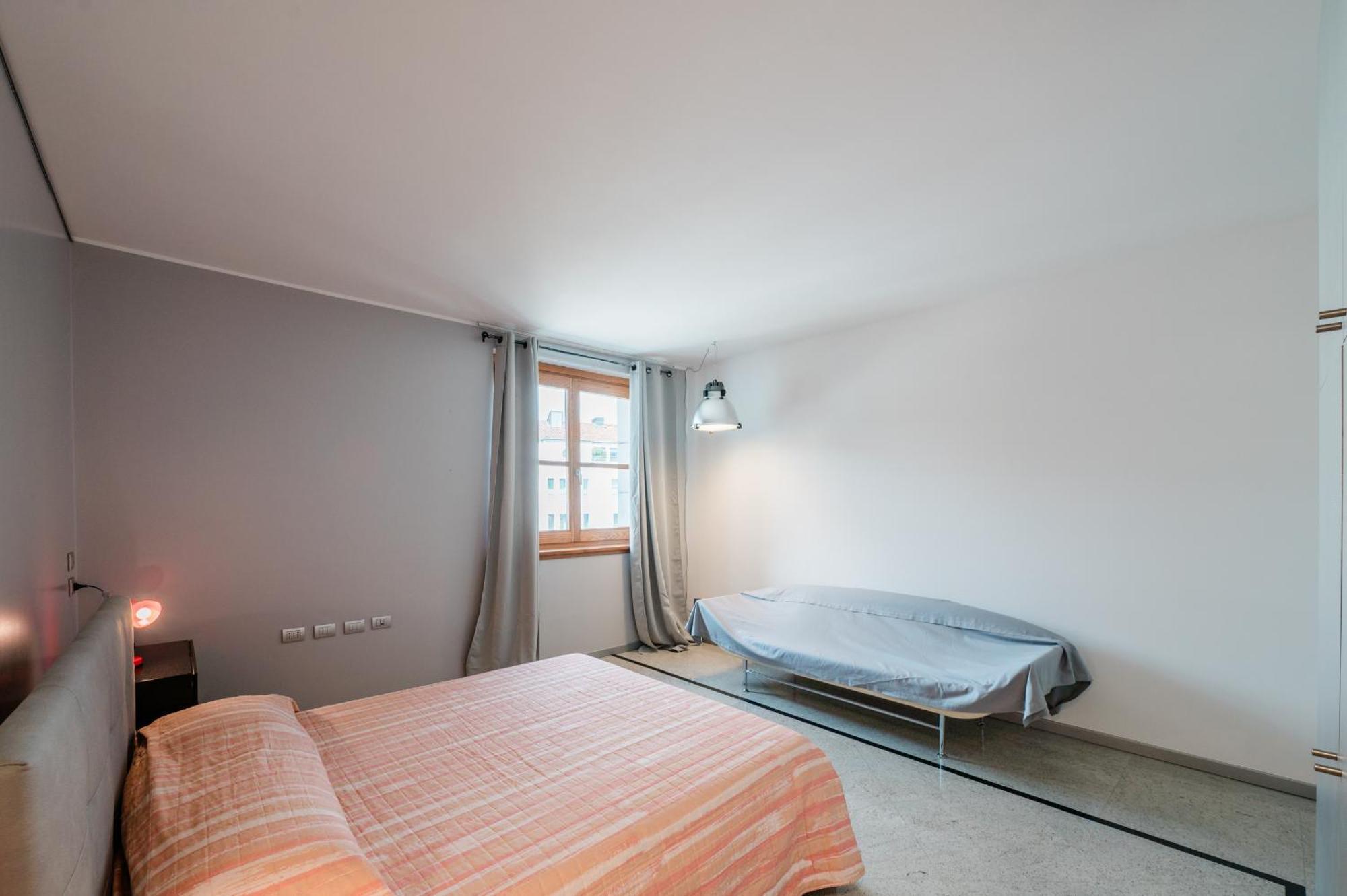 P&P Luxury Apartment แบร์กาโม ภายนอก รูปภาพ