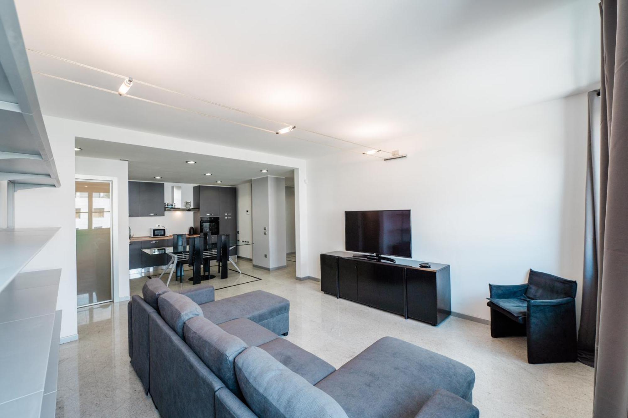 P&P Luxury Apartment แบร์กาโม ภายนอก รูปภาพ
