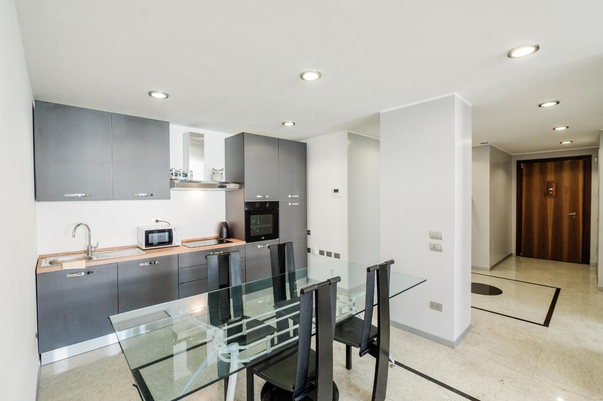 P&P Luxury Apartment แบร์กาโม ภายนอก รูปภาพ